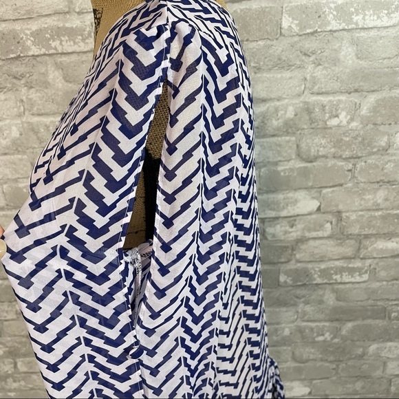 Monroe & Main Open Back Blouse - Picture 2 of 5